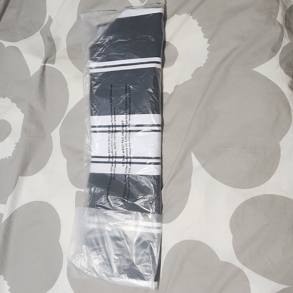 Victoria's Secret VS Striped Tote - Picture 7 of 7